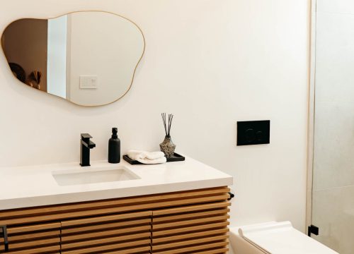 Henshaw - RnD - Woodland Hills 12